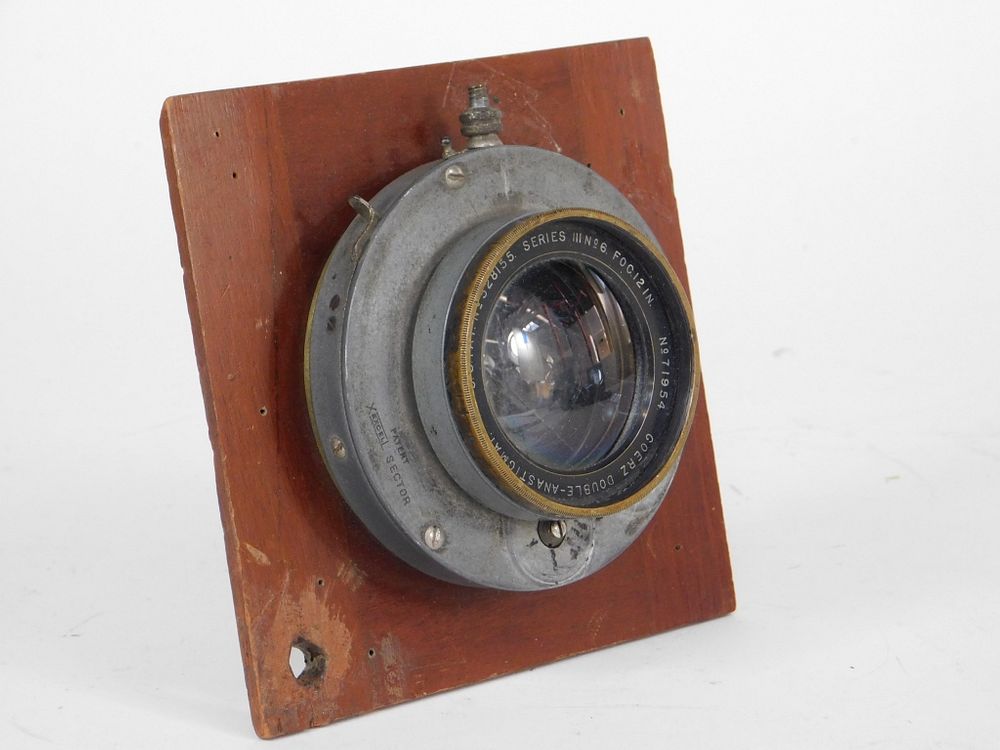 Appraisal: Goerz Double-Anastigmat No Lens Goerz Double-Anastigmat Series III No inch