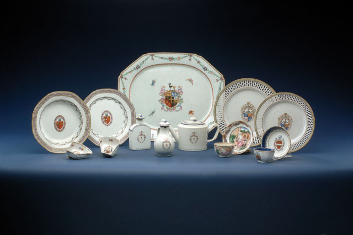 Appraisal: THREE CHINESE EXPORT PORCELAIN TEAWARES INCLUDING A STRAP-HANDLED DRUM TEAPOT