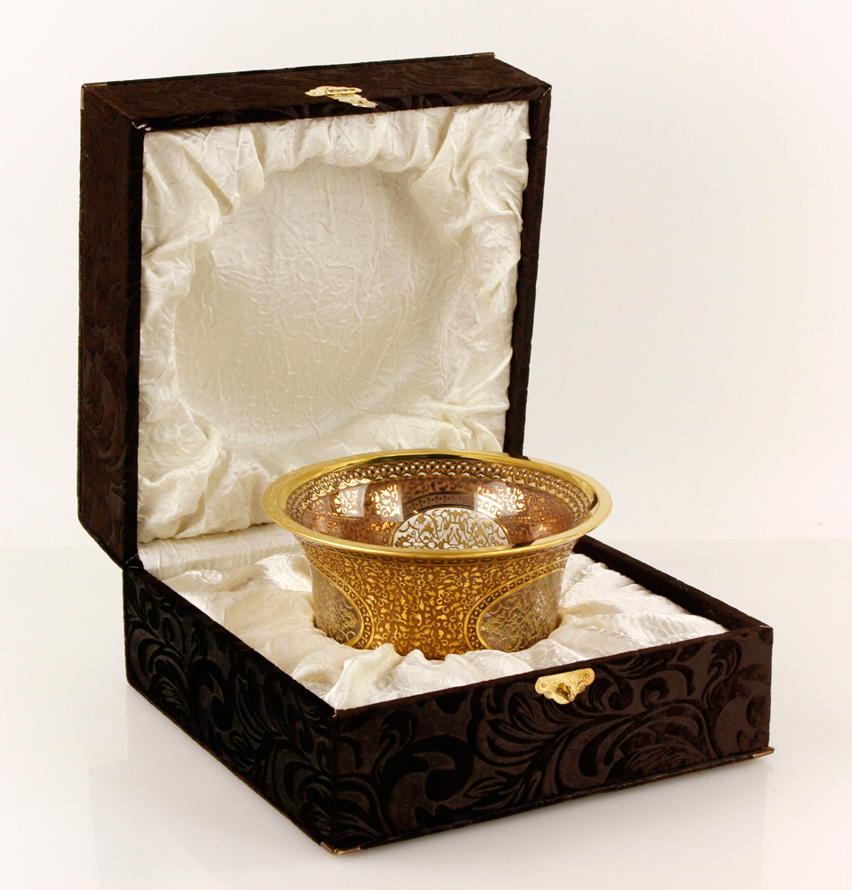 Appraisal: - De Lamerie Presentation Bowl De Lamerie London presentation bowl