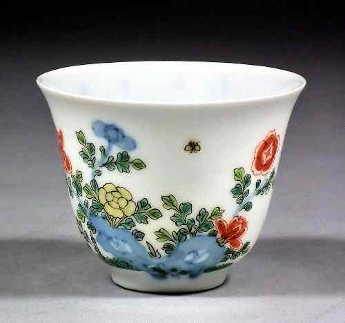 Appraisal: A Chinese porcelain 'Wucai' 'Month' cup painted with peony issuing