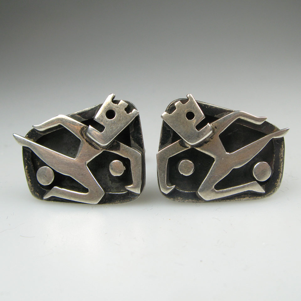 Appraisal: Pair Of Salvador Vaca Tern Mexican Sterling Silver Cufflinks Width