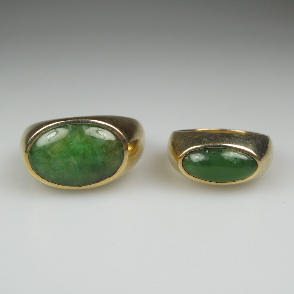 Appraisal: x k Yellow Gold Rings set with jade cabochons Ring