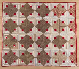 Appraisal: Pieced log cabin quilt th c '' x ''