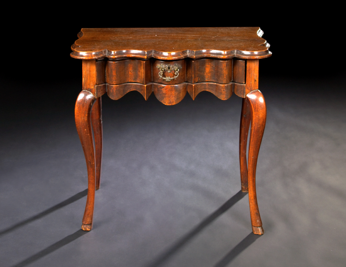 Appraisal: Provincial Oak Side Table early th century the shaped rectangular