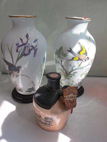 Appraisal: TWO FRANKLIN MINT BIRD DECORATED VASES ON STANDS AND STONEWARE