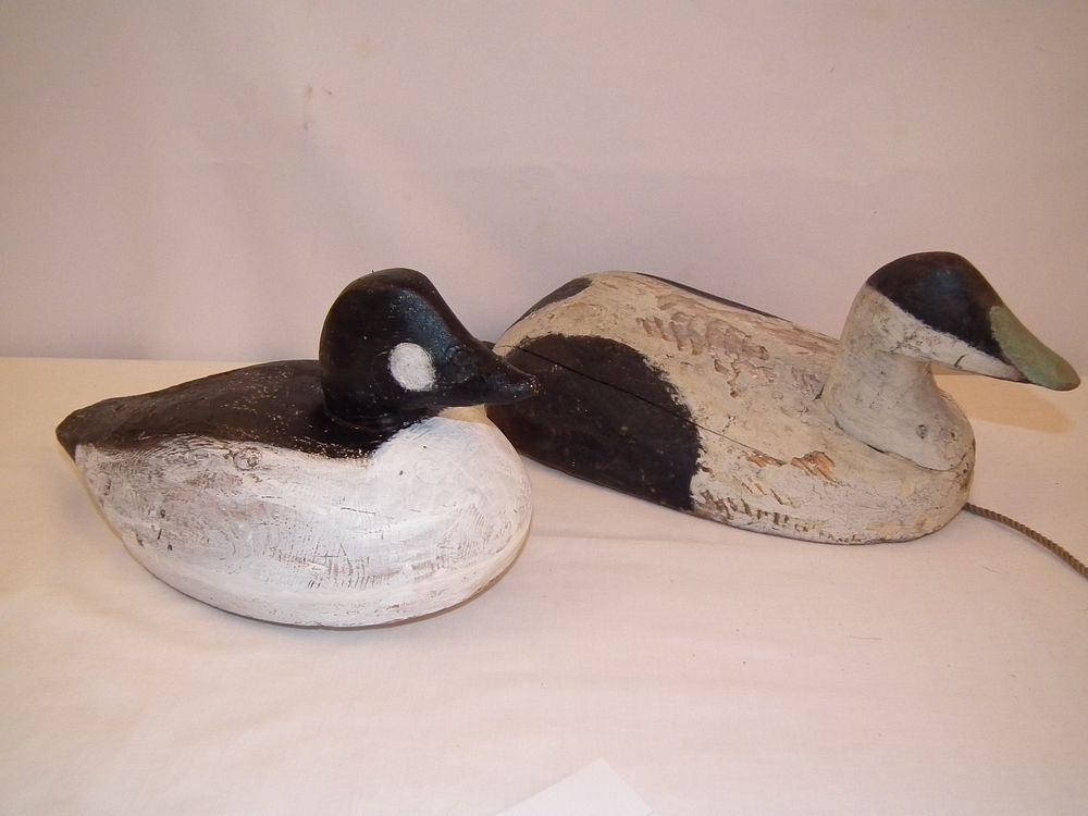 Appraisal: OLD DECOYS Old painted wood goldeneye decoy Unsigned in long