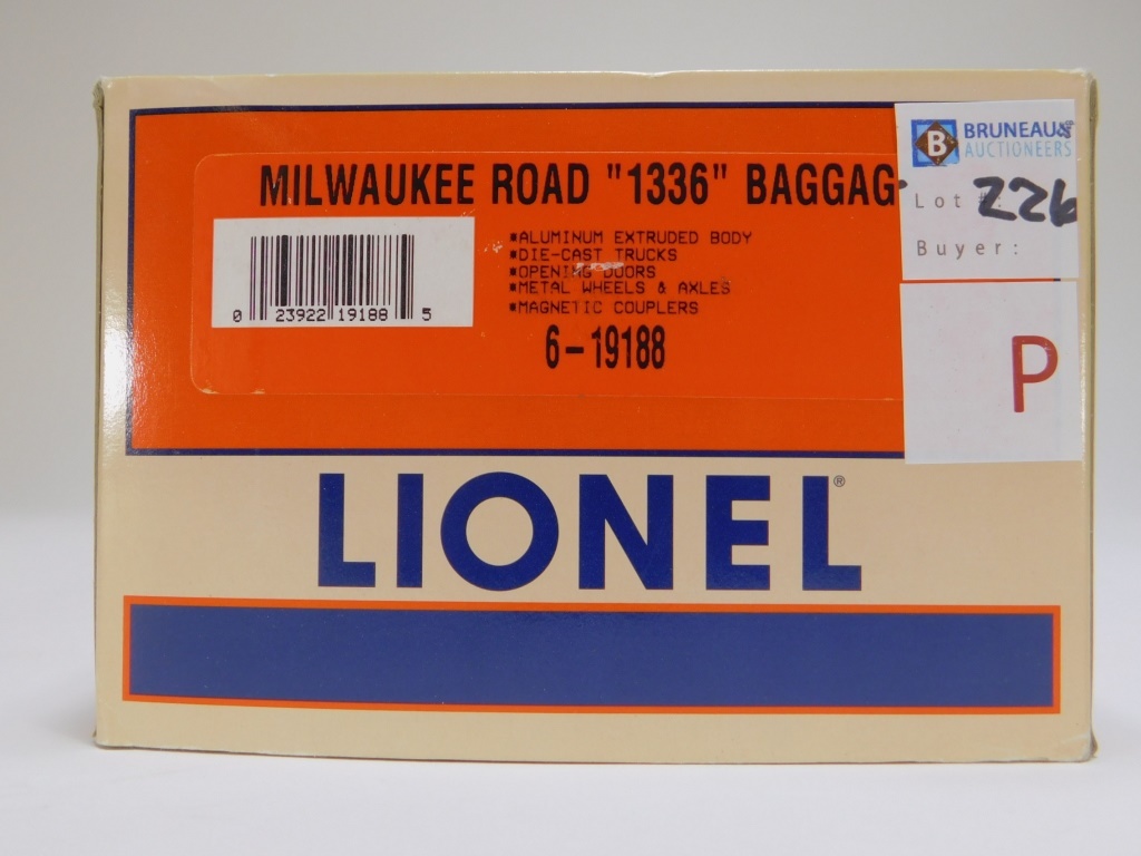 Appraisal: LIONEL MILWAUKEE ROAD BAGGAGE CAR O TRAIN Item no -