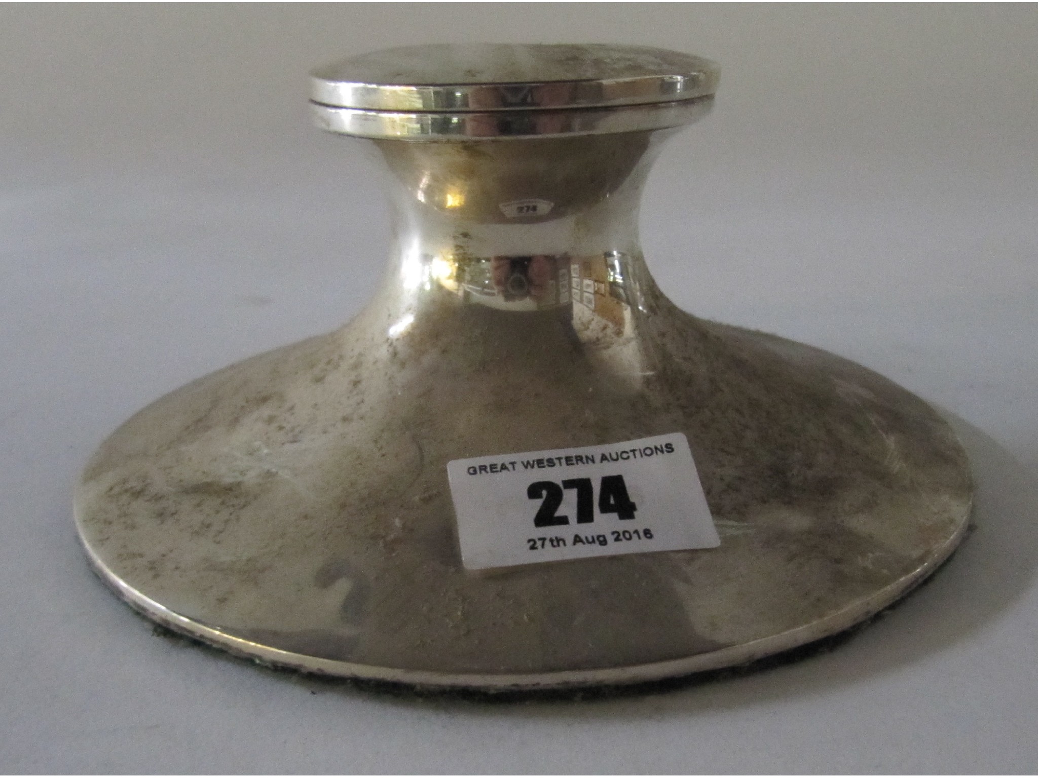 Appraisal: A Capstan silver inkwell rubbed marks