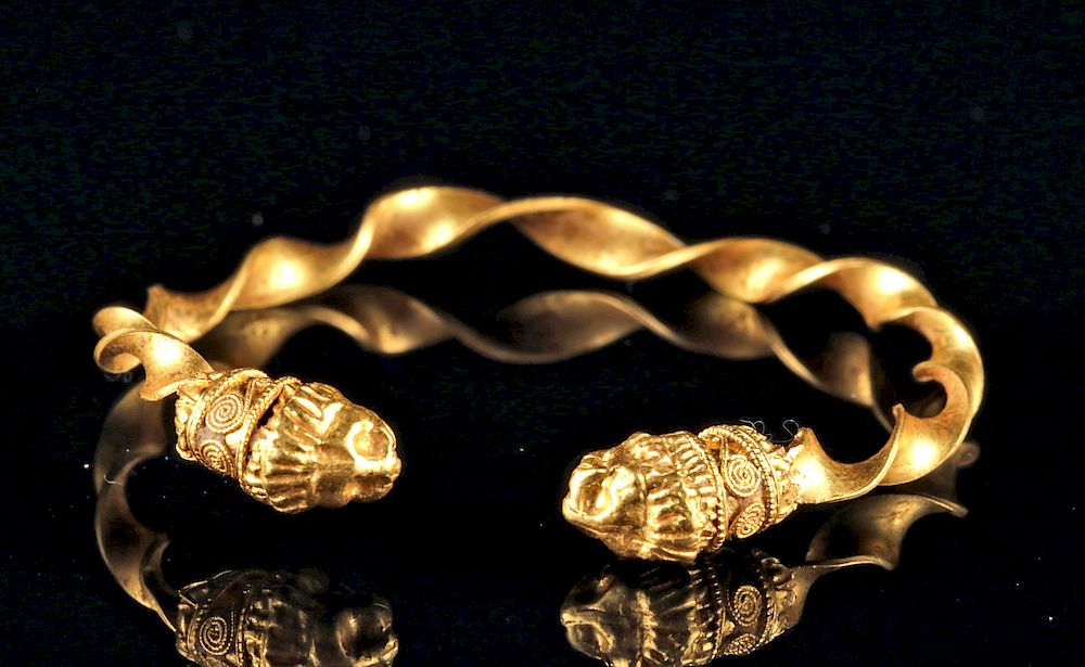 Appraisal: Published Greek K Gold Bracelet w Lion Head Finials Ancient