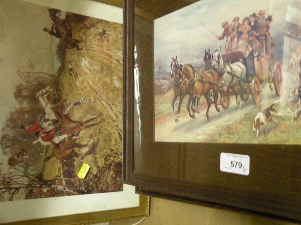 Appraisal: A set of five oak framed coloured hunting prints and