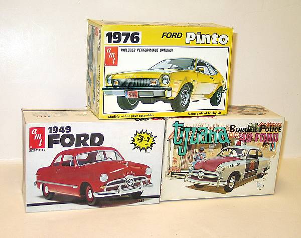 Appraisal: Ford plastic kits Lot of assorted cars and trucks in