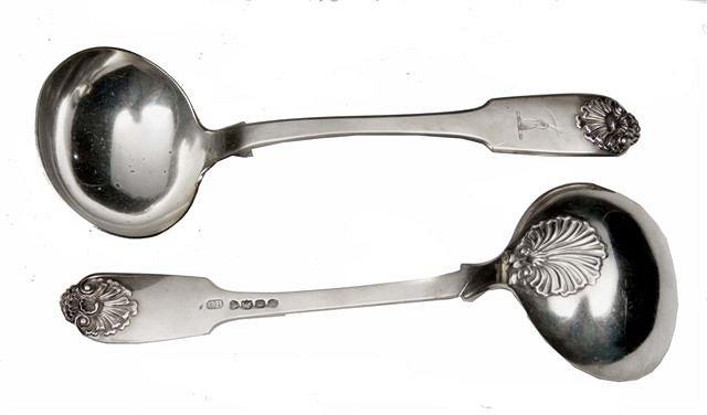 Appraisal: A PAIR OF WILLIAM IV SILVER FIDDLE AND SHELL PATTERN