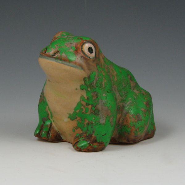 Appraisal: Weller Coppertone frog figure Marked in black slip Mint tall