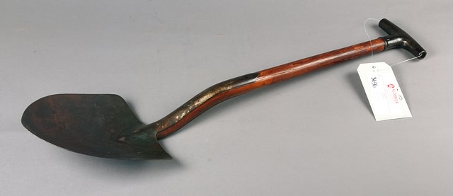 Appraisal: US Engineering Department Shovel with cast iron handle made by