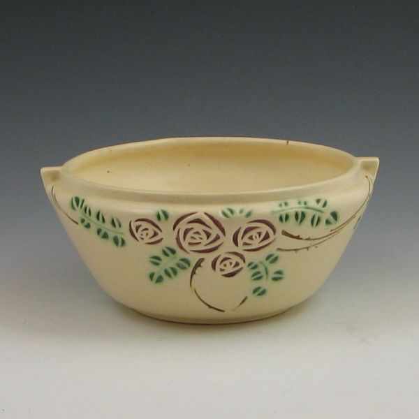 Appraisal: Roseville Velmoss Scroll - '' bowl Unmarked There is a