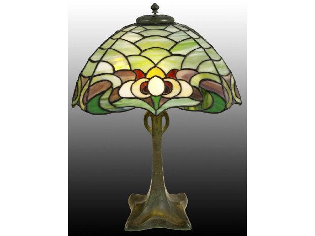 Appraisal: Duffner Kimberly Owl Vintage Lead Glass Lamp Description shade base