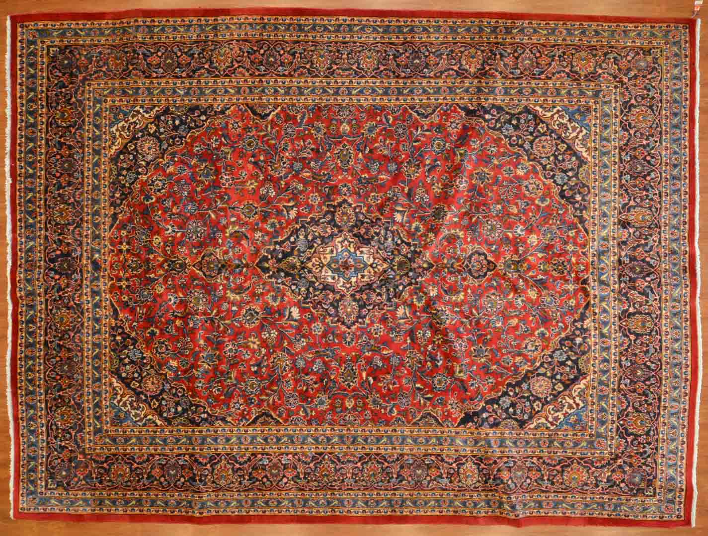 Appraisal: Persian Keshan carpet approx x Iran modern Condition Should be