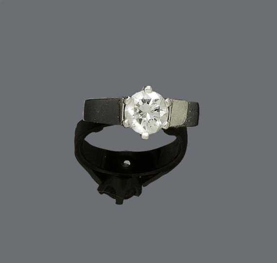 Appraisal: BRILLIANT-CUT DIAMOND RING White gold Classic solitaire model set with