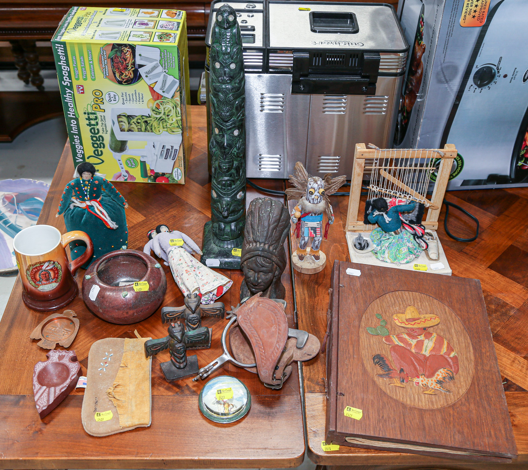 Appraisal: ASSORTMENT OF NATIVE AMERICAN SOUTHWEST ITEMS Including a Round Oak