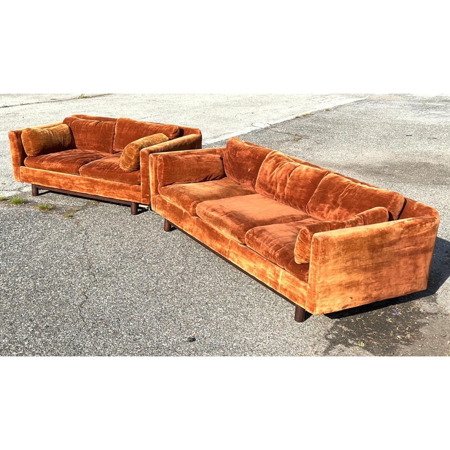 Appraisal: pc Orange Rust Velvet Modernist Love Seat and Sofa Wood