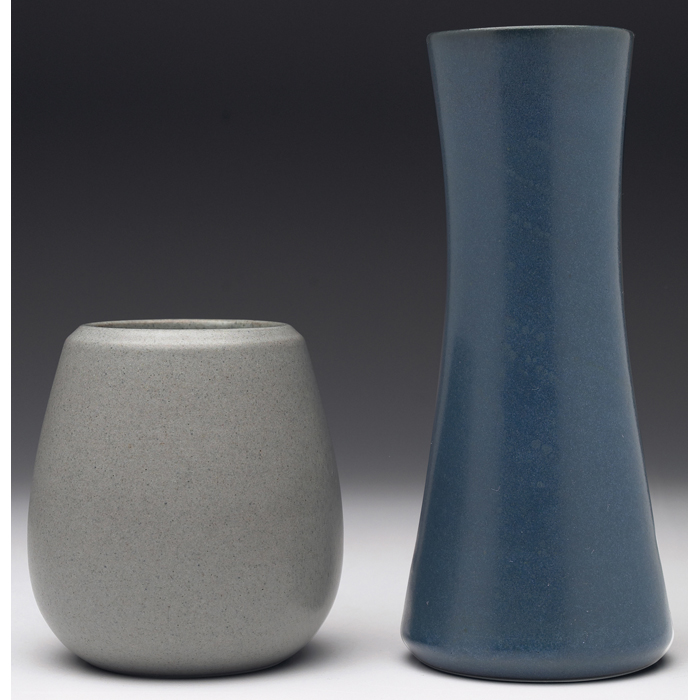 Appraisal: Marblehead vase bulbous shape under a gray matte glaze w