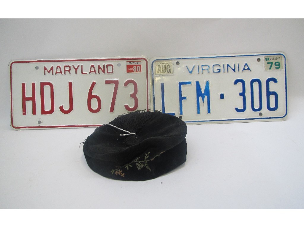 Appraisal: Lot comprising smoker's cap in box and two American car