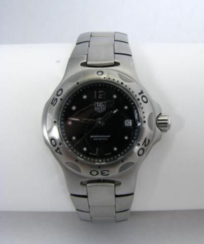 Appraisal: New Stainless steel lady's Tag Heuer brushed finish black dial