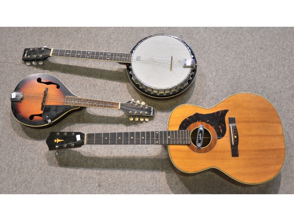 Appraisal: Lot comprising banjo guitar and a mandolin