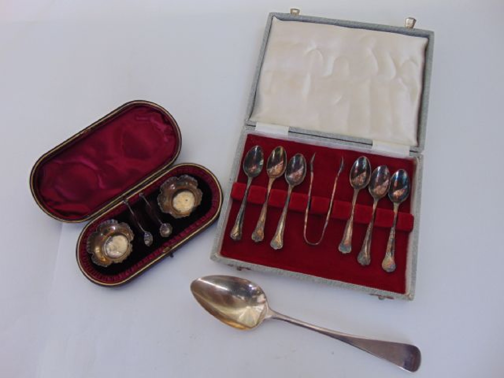 Appraisal: A George IV silver Old English pattern tablespoon George Turner