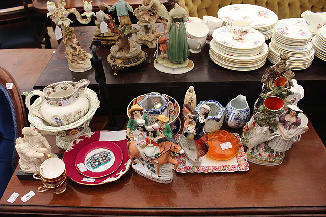 Appraisal: A MISCELLANEOUS QUANTITY OF CERAMICS to include Staffordshire flatback figures