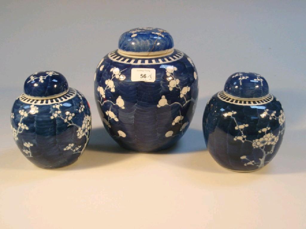 Appraisal: A trio of one large and two smaller Chinese blue