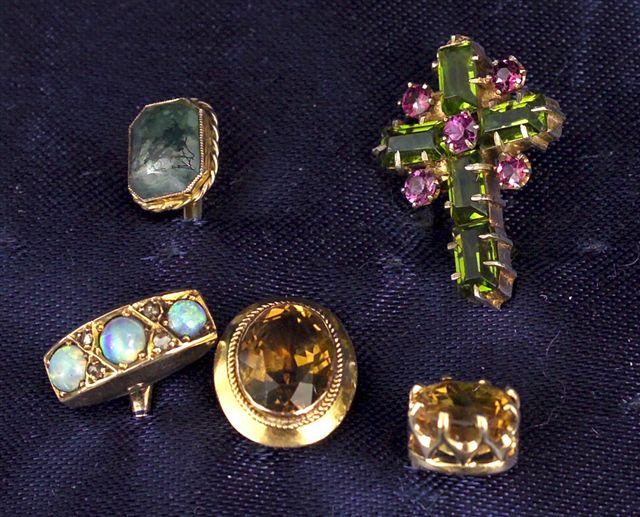 Appraisal: GROUP OF FIVE th CENTURY AND LATER GOLD STICK PINS