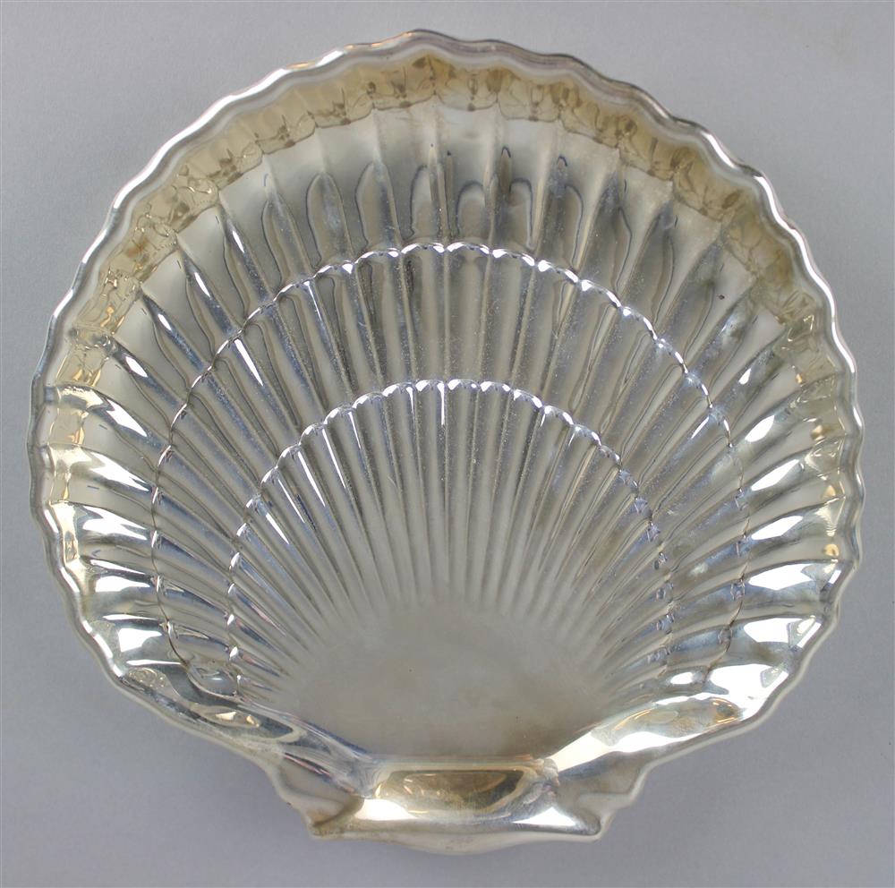 Appraisal: GORHAM SILVER SHELL FORM DISH mid- th Century in the