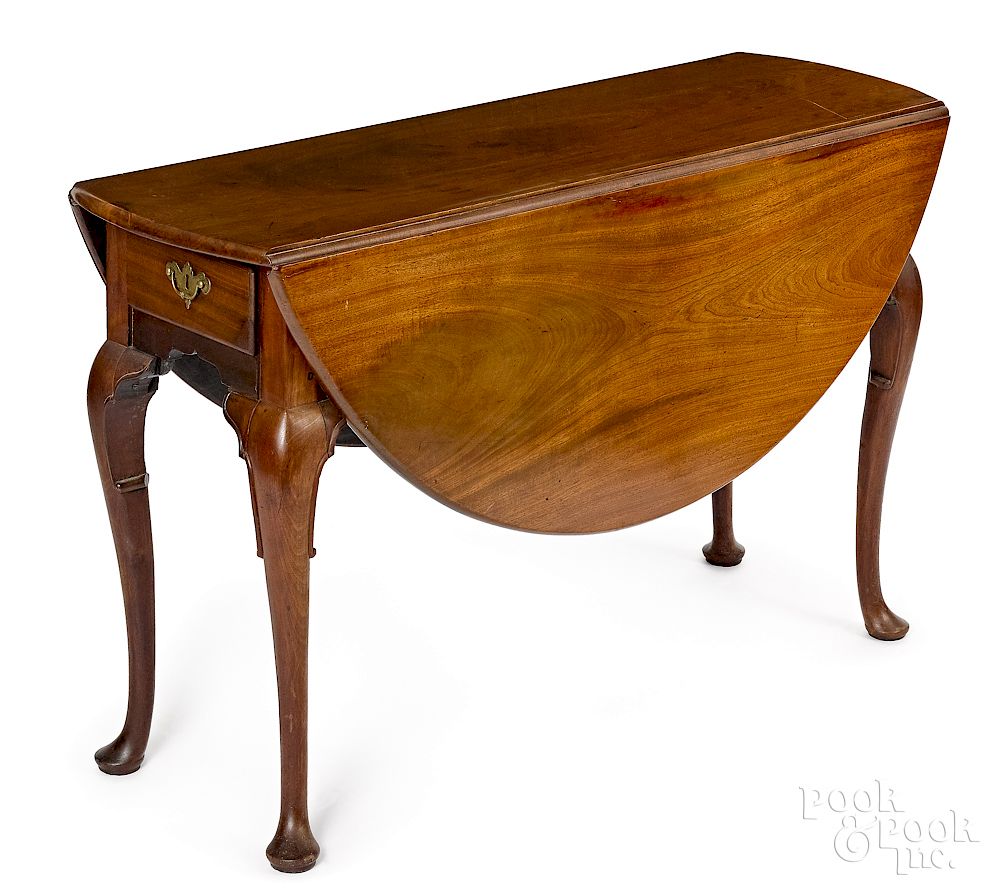 Appraisal: Queen Anne mahogany drop-leaf dining table Exclusive on Bidsquare Pennsylvania