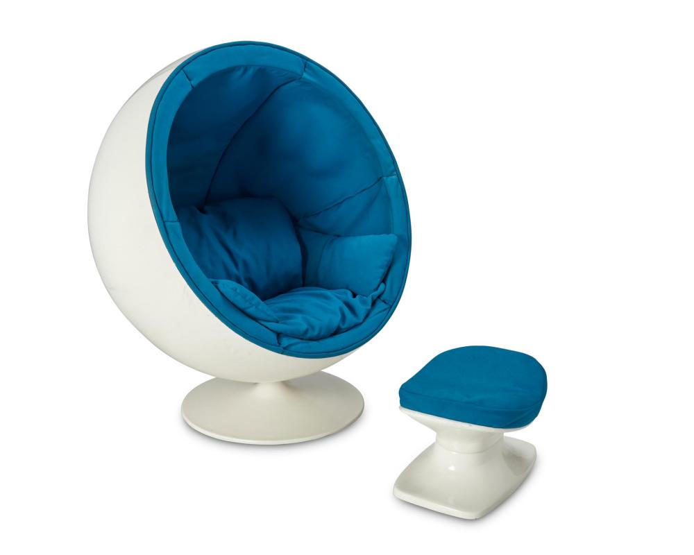 Appraisal: Eero Aarnio b Globe chair and ottoman by Eero Aarnio