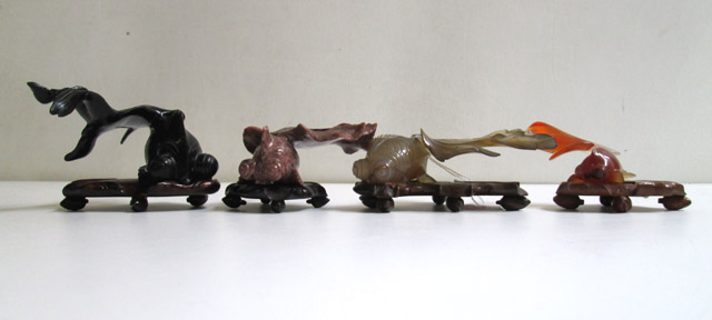 Appraisal: TWELVE PIECES OF CHINESE CARVED AGATE AND ROCK CRYSTAL in