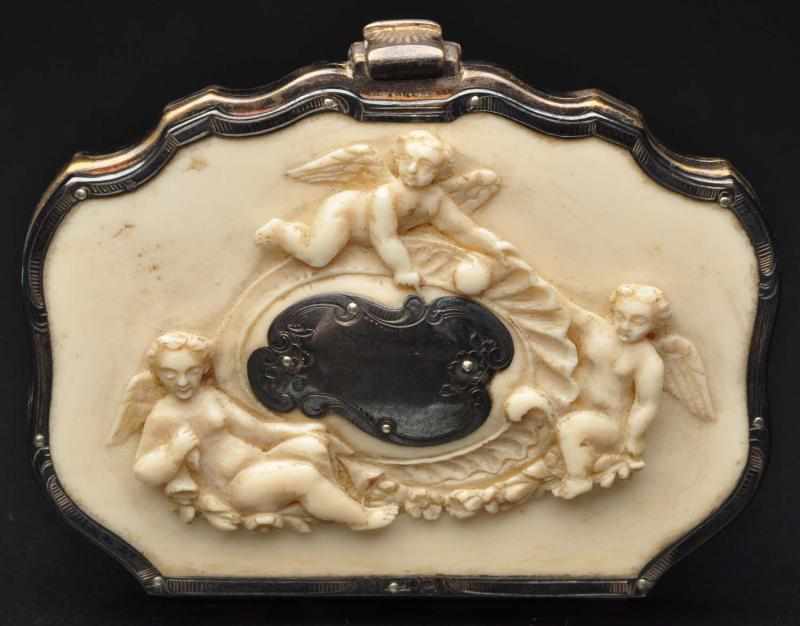 Appraisal: Mother of Pearl Lady's Change Purse With three embossed cherubs