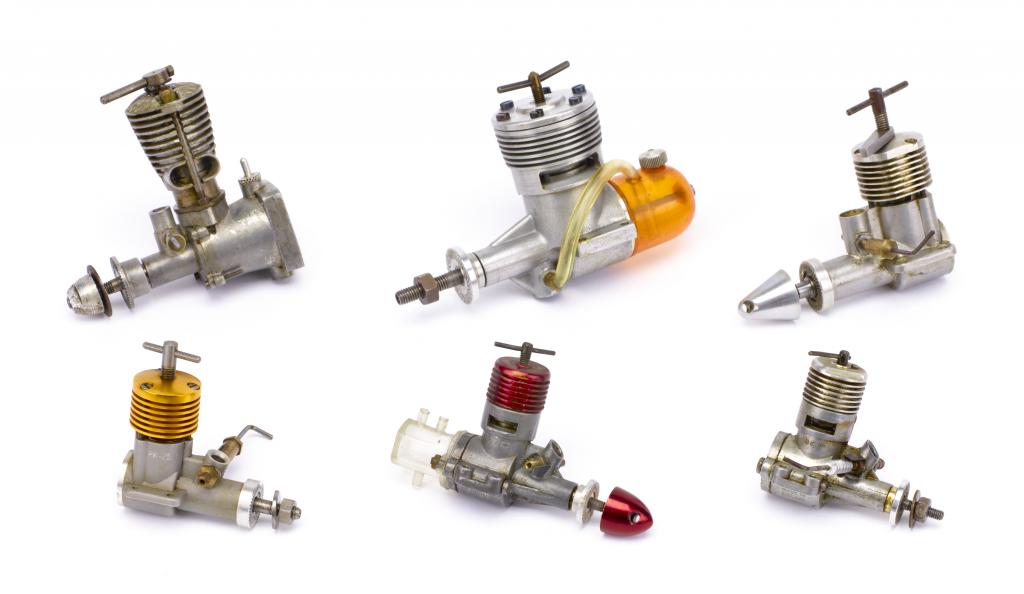 Appraisal: SIX ENGLISH MODEL AIRCRAFT DIESEL AERO ENGINES a Performance Kit