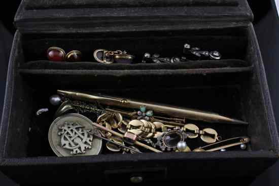 Appraisal: A small leather box of assorted jewellery including a pair