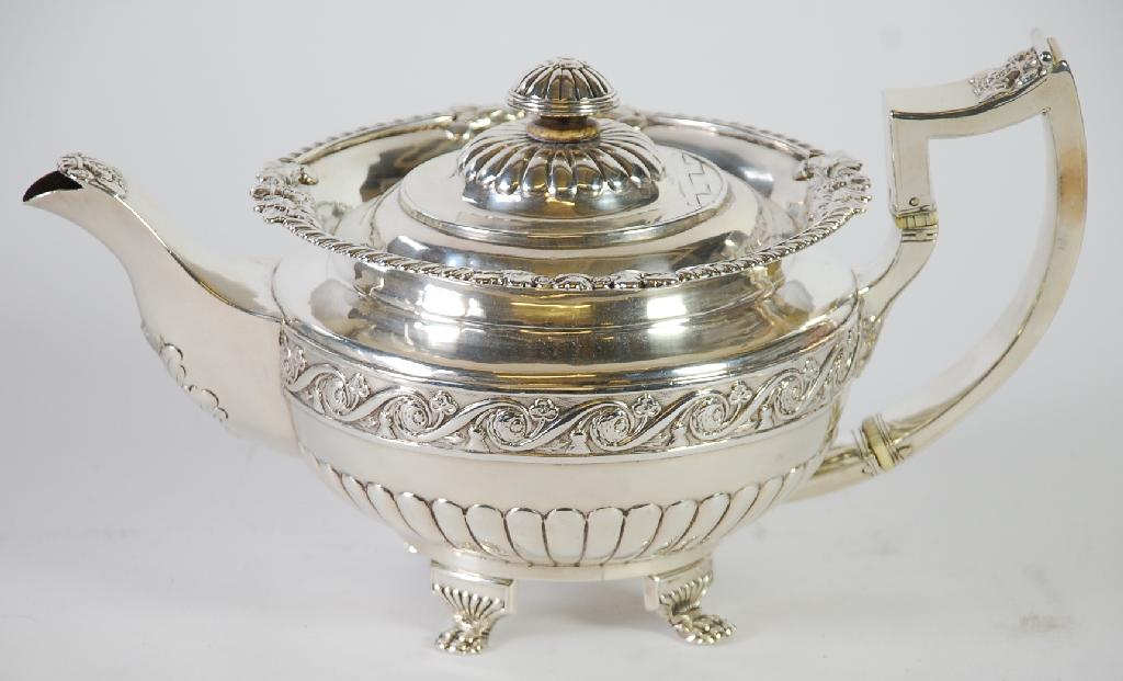 Appraisal: GOOD GEORGE III IRISH SILVER TEAPOT by James Stamp circular