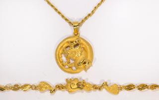 Appraisal: k yellow gold dragon jewelry suite k yellow gold dragon