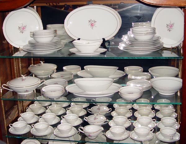 Appraisal: NORITAKE CHINA IN THE ''DARYL'' PATTERN pieces to include platters