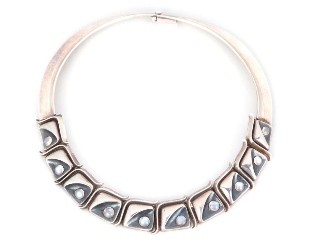 Appraisal: An Antonio Pineda silver and moonstone necklace Post- Taxco Mexico