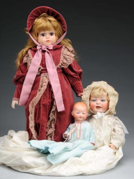 Appraisal: Lot of Dolls Description Largest is a relatively new doll