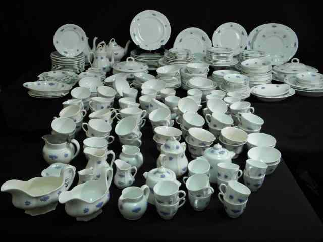 Appraisal: Adderley English porcelain dinnerware set in the ''Blue Chelsea'' pattern