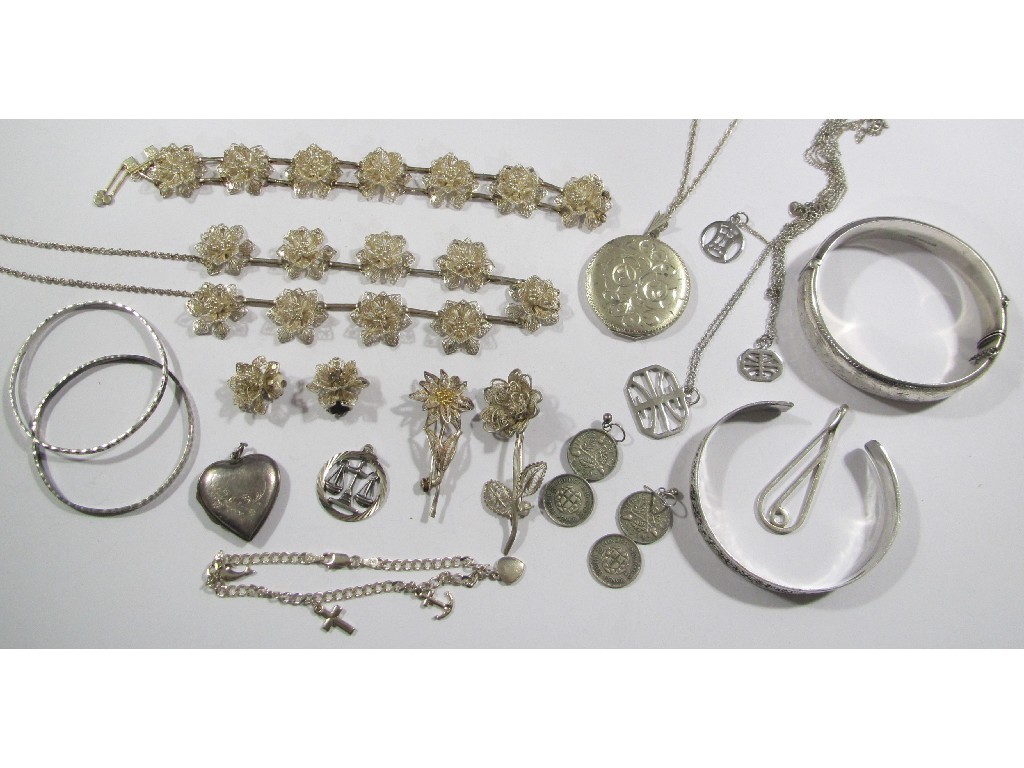 Appraisal: Lot of silver items to include filigree bracelet and necklace