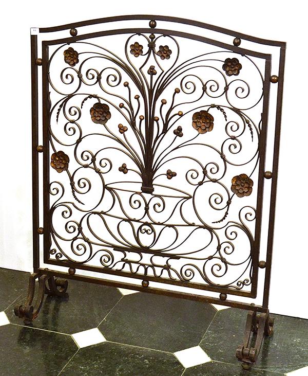 Appraisal: AN ART NOUVEAU BRONZE FIRE SCREEN shaped rectangular with a