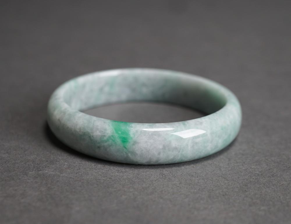 Appraisal: MOTTLED JADE BANGLE BRACELET L APPROX IN W MMMottled Jade