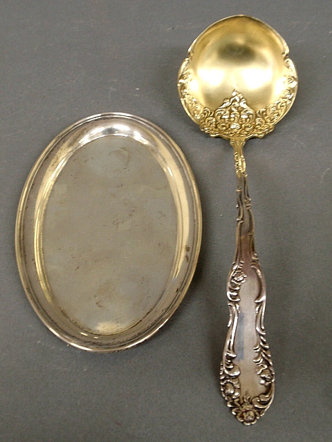 Appraisal: - Sterling silver ladle by Towle in the Old English