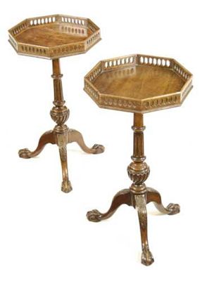 Appraisal: A matched pair of mahogany tripod tables in George III